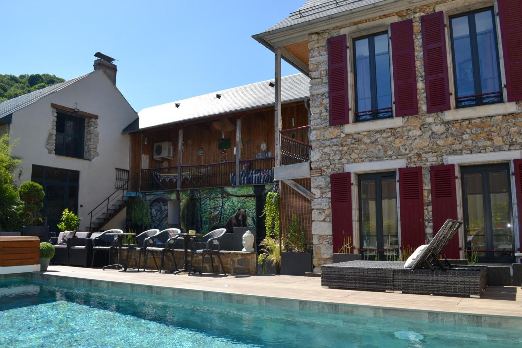 A Nouste Chambres D'Hotes Et Gite Only Adults كامبان المظهر الخارجي الصورة