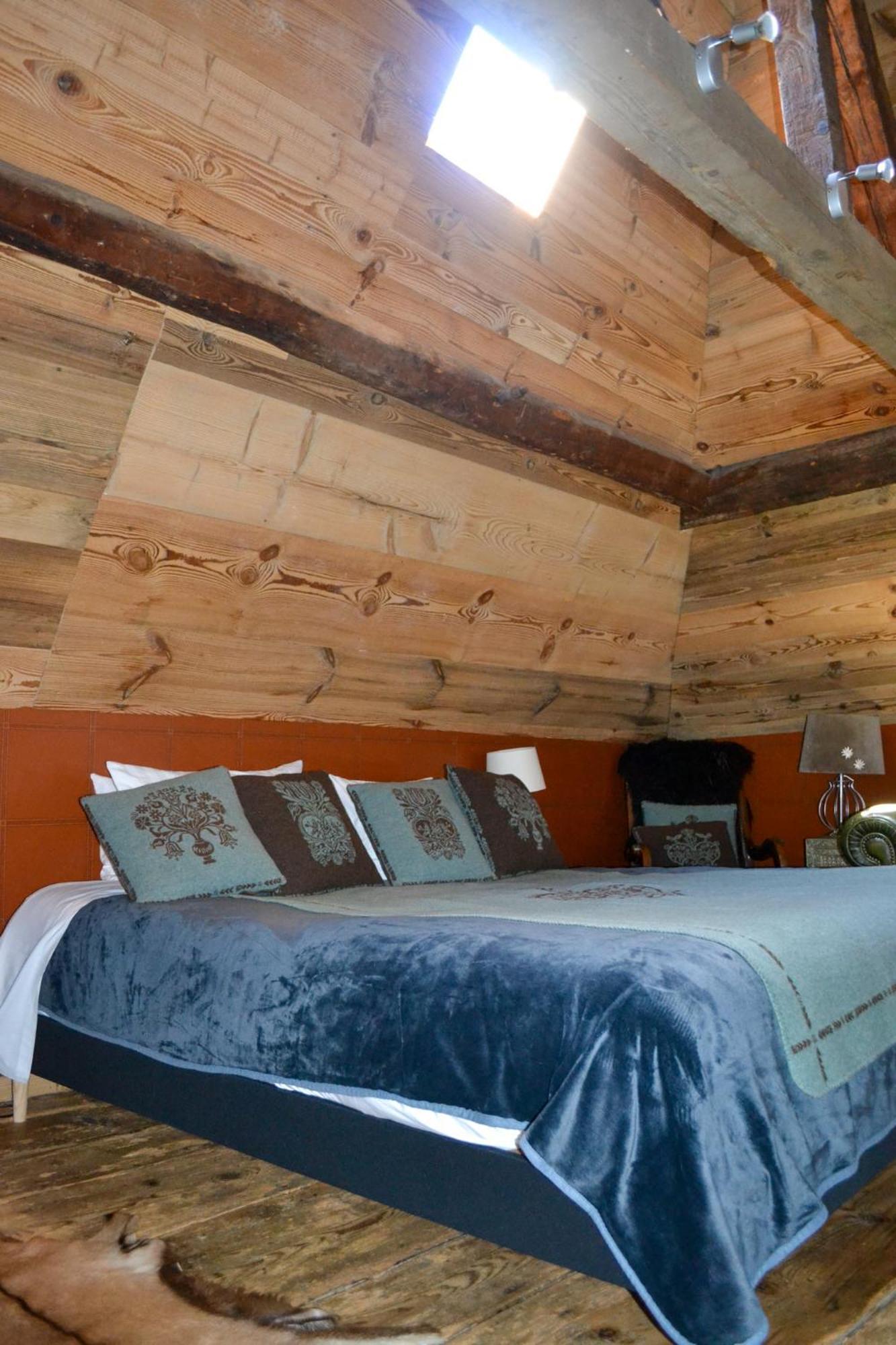A Nouste Chambres D'Hotes Et Gite Only Adults كامبان المظهر الخارجي الصورة